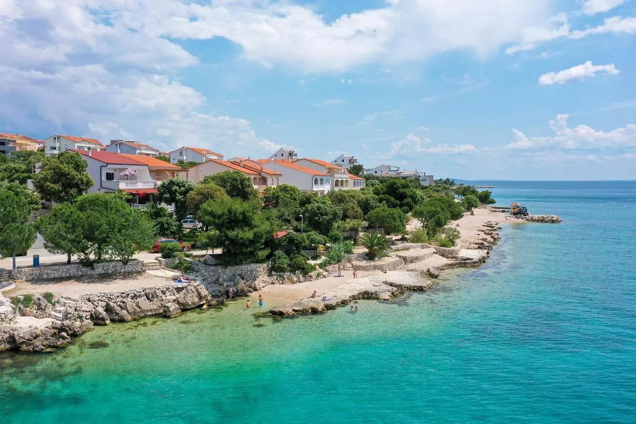 Chill 4 Real Sea View Mandre Apartment 0*,  Croatia