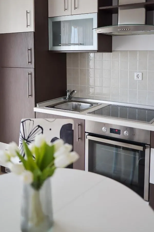 Chill 4 Real Sea View Mandre Apartment